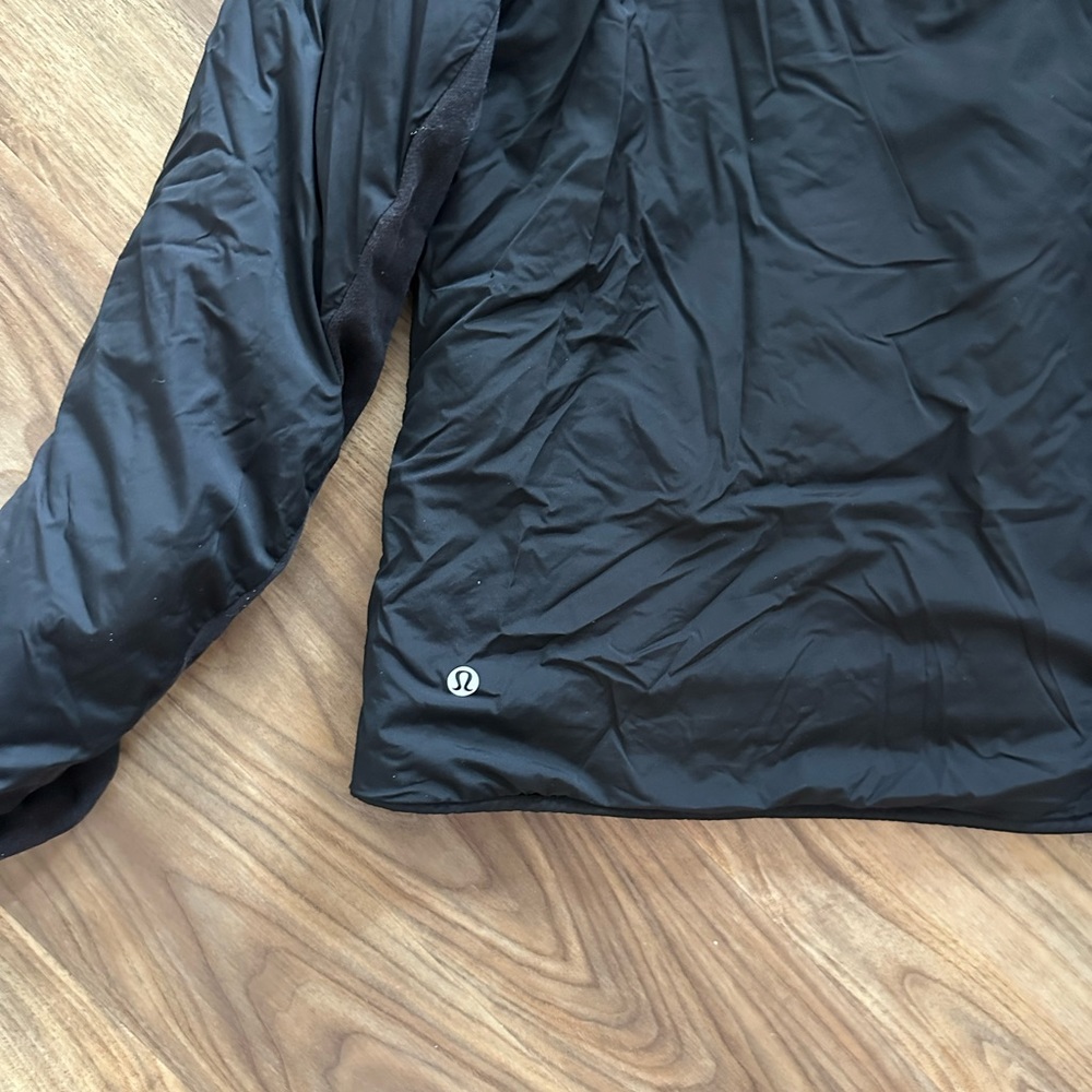 Lululemon Jacket - Picture 3 of 3